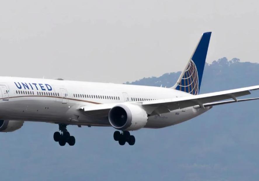 美国联合航空公司首席执行官提出与竞争对手美