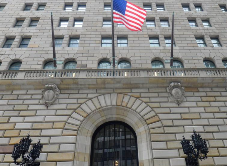 美国加州监管机构允许特斯拉继续在该州销售汽